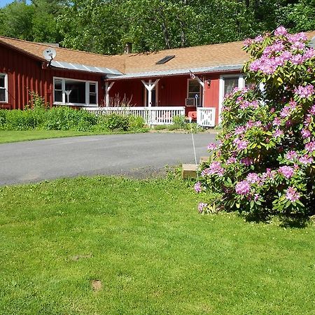 Cavalier Cottage B&B Shelburne Falls ภายนอก รูปภาพ