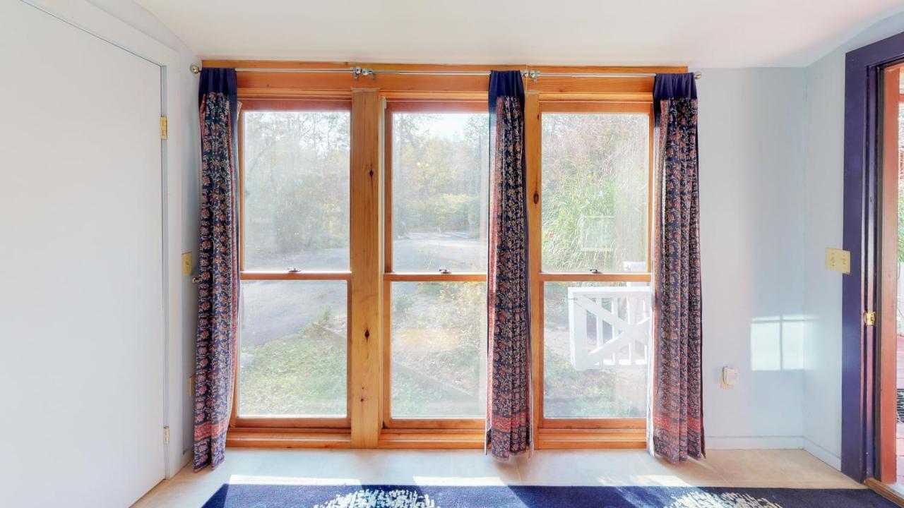 Cavalier Cottage B&B Shelburne Falls ภายนอก รูปภาพ