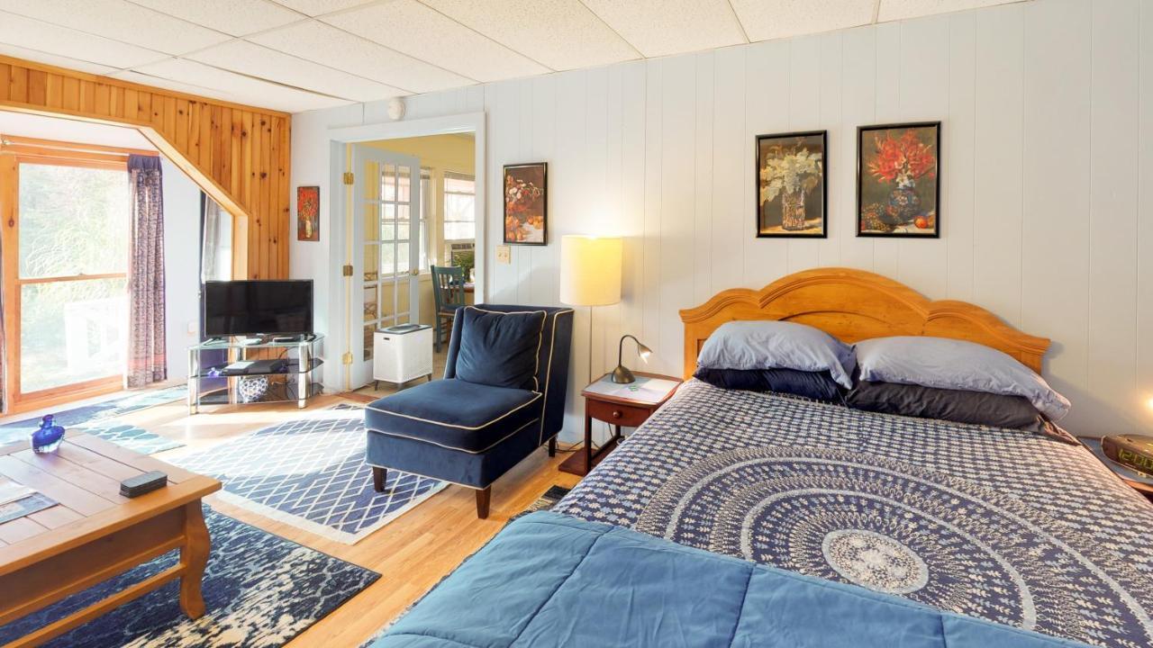 Cavalier Cottage B&B Shelburne Falls ภายนอก รูปภาพ