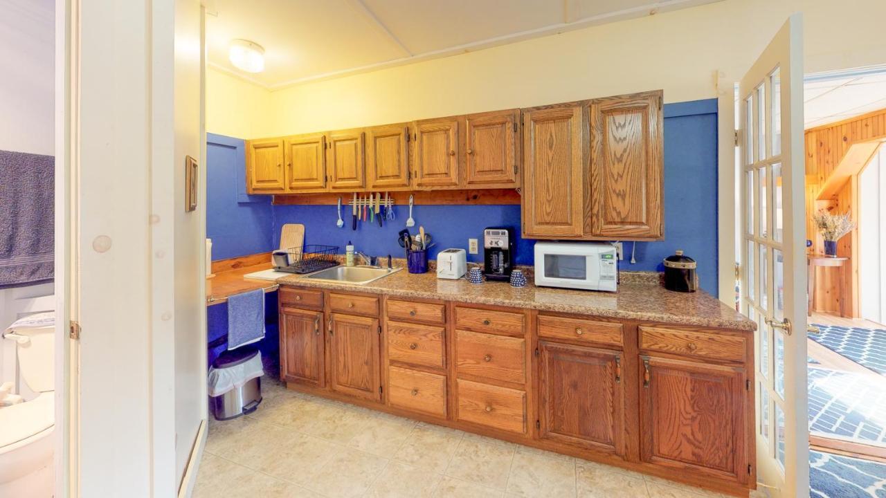 Cavalier Cottage B&B Shelburne Falls ภายนอก รูปภาพ
