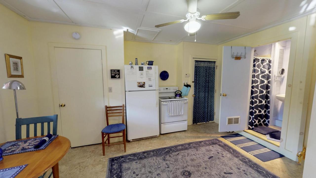 Cavalier Cottage B&B Shelburne Falls ภายนอก รูปภาพ